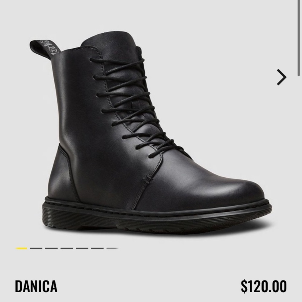 Doc Marten Danica Boot